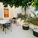 Villa Old Stone House Vicko *