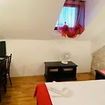 Villa Old Stone House Vicko *