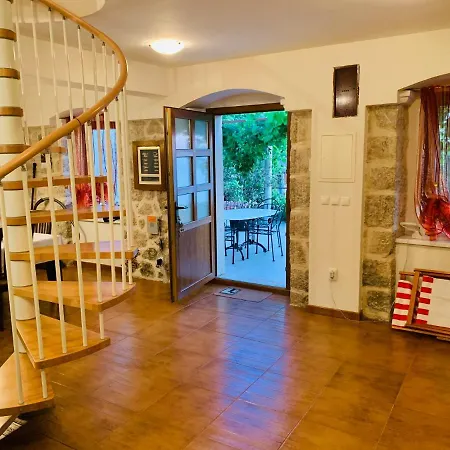 Villa Old Stone House Vicko