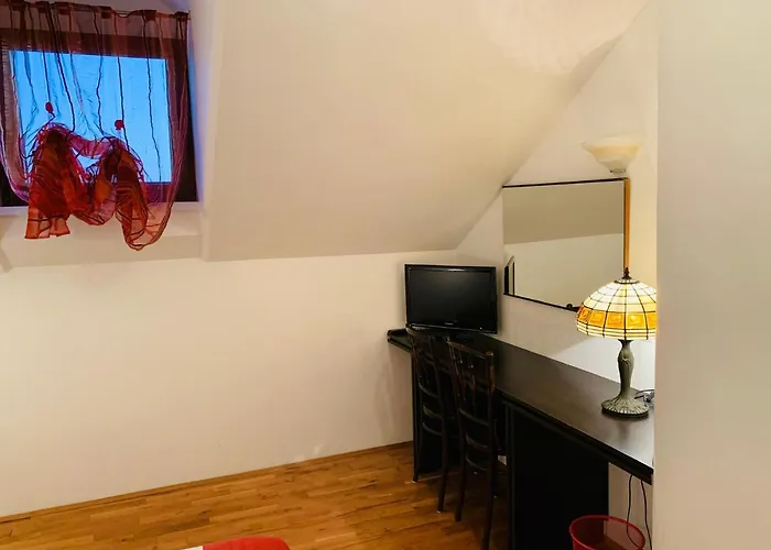 Old Stone House Vicko *