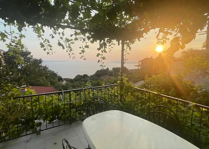 Old Stone House Vicko 빌라