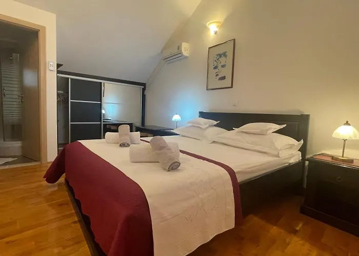 Old Stone House Vicko *